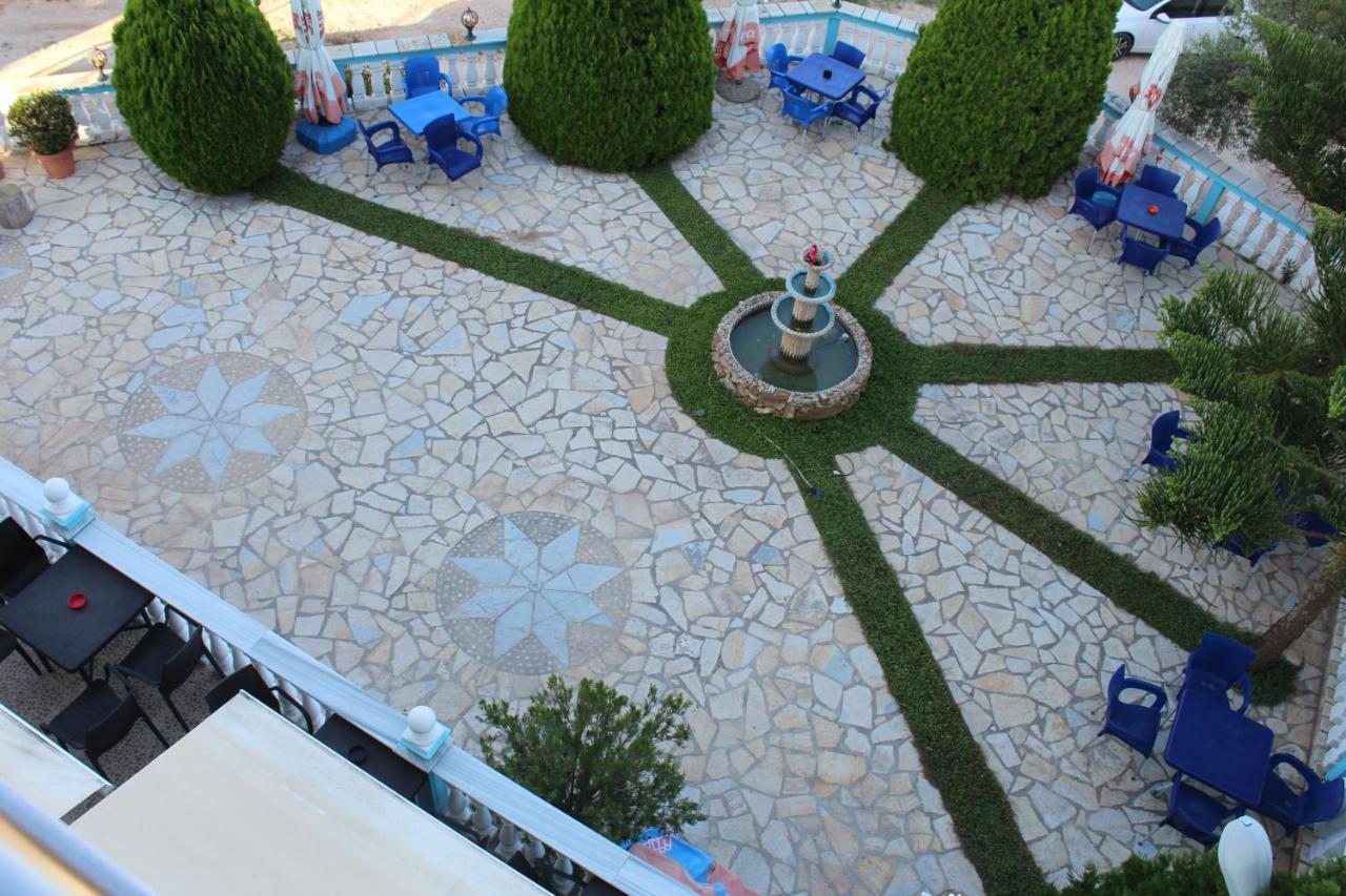 Esmeralda Hotel & Restaurant Ksamil Exterior photo