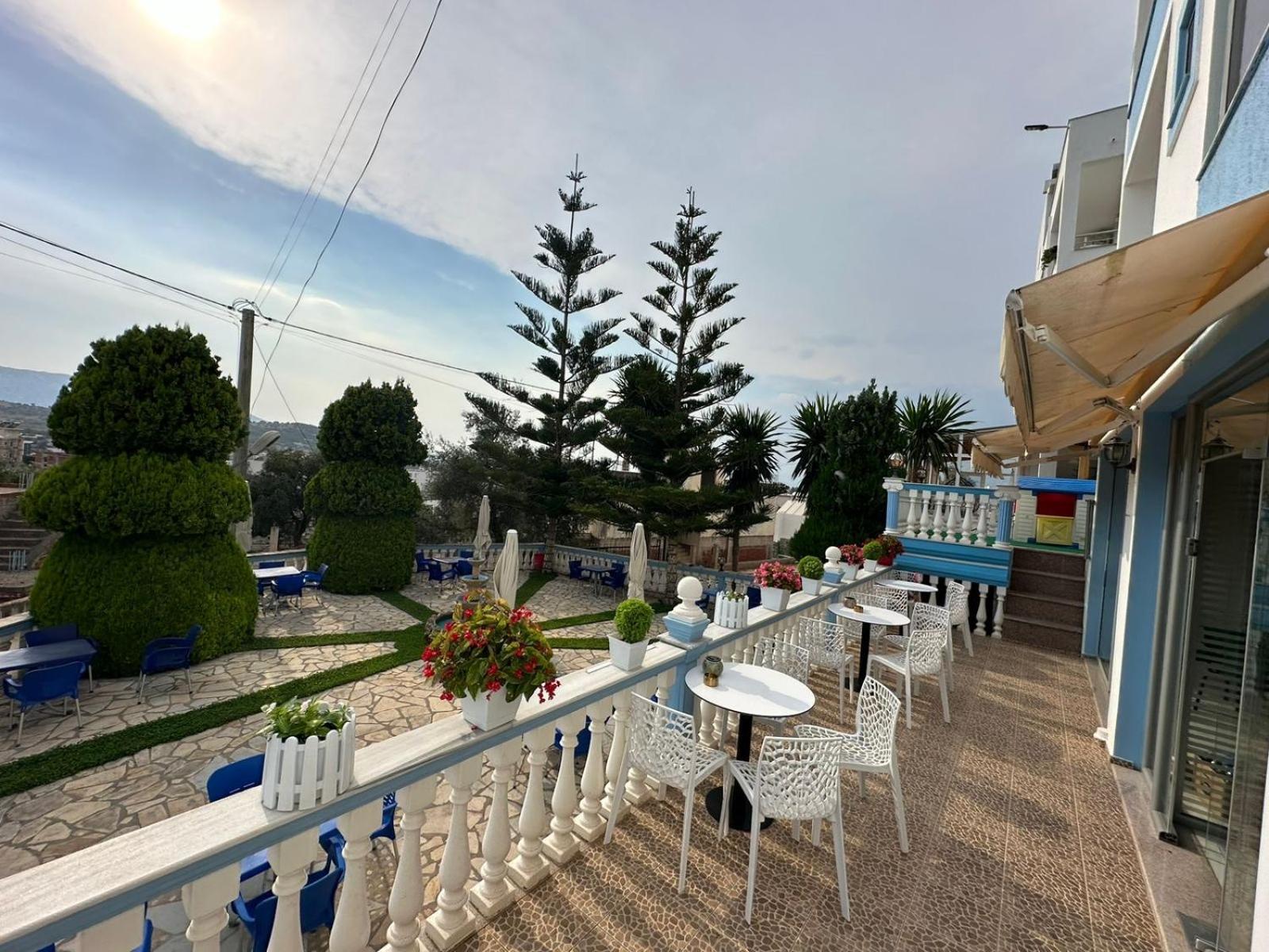 Esmeralda Hotel & Restaurant Ksamil Exterior photo